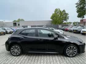 Toyota Corolla (2019) thumbnail 2