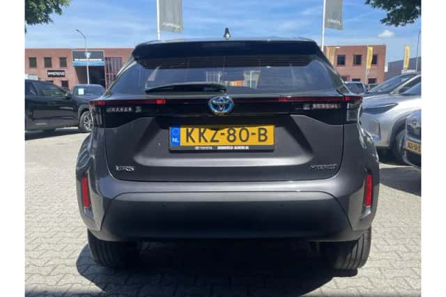 Toyota Yaris Cross (2022) thumbnail 5