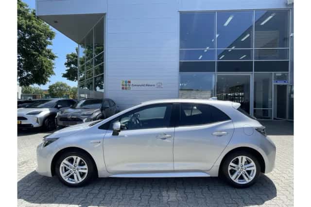 Toyota Corolla (2020) thumbnail 2