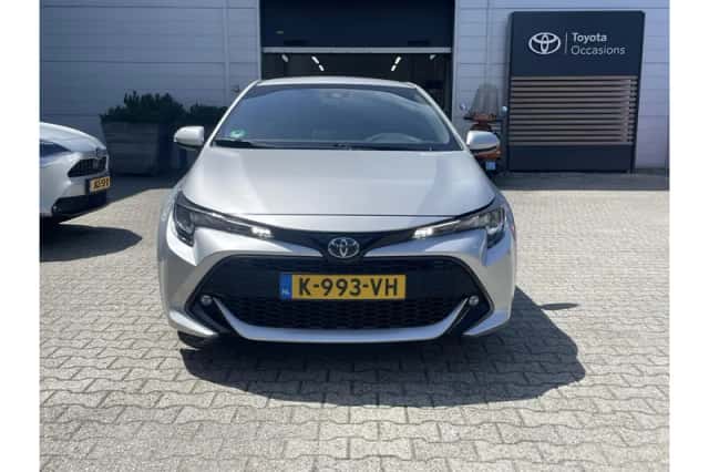 Toyota Corolla (2020) thumbnail 3