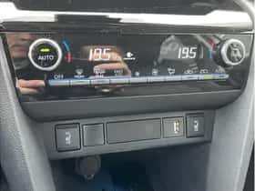 Toyota Yaris Cross (2022) thumbnail 17