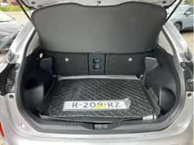 Toyota Yaris Cross (2022) thumbnail 23