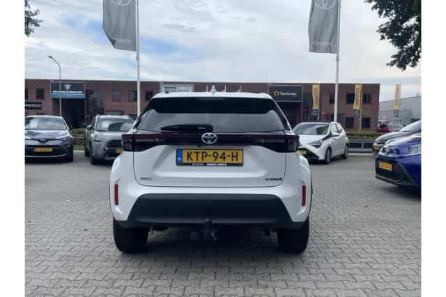 Toyota Yaris Cross (2022) thumbnail 5