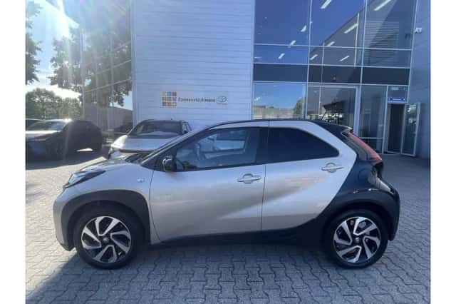 Toyota Aygo X (2023) thumbnail 4