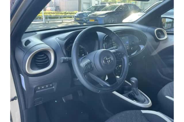 Toyota Aygo X (2023) thumbnail 6