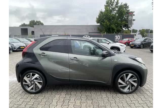 Toyota Aygo X (2023) thumbnail 2