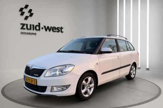 Škoda Fabia (2011) thumbnail 2