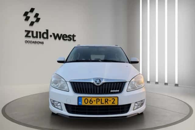 Škoda Fabia (2011) thumbnail 3