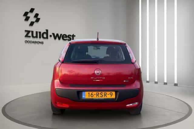 Fiat Punto (2011) thumbnail 5