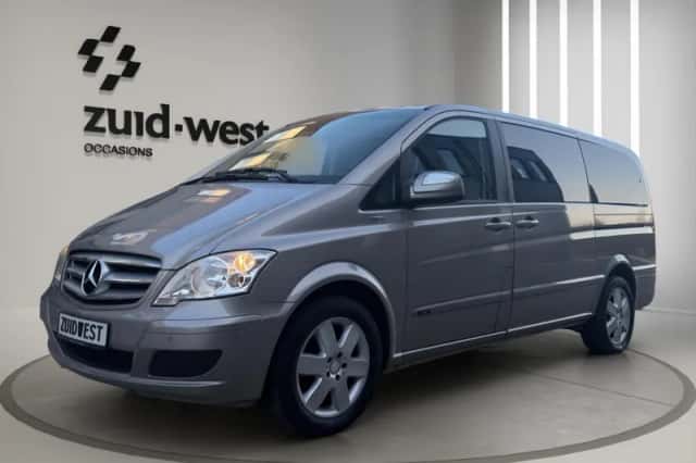Mercedes-Benz Viano (2013) thumbnail 3