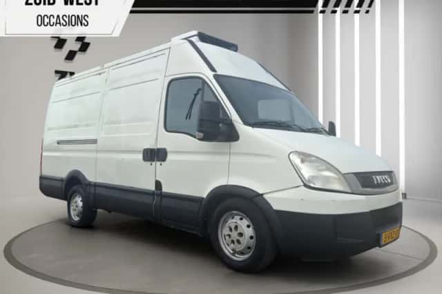 Iveco Daily (2012) thumbnail 1