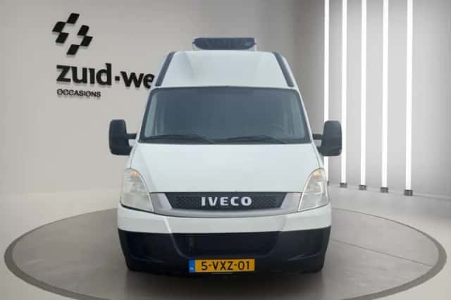 Iveco Daily (2012) thumbnail 2