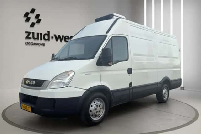 Iveco Daily (2012) thumbnail 3