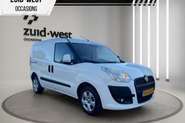 Fiat Doblo (2014) thumbnail 1
