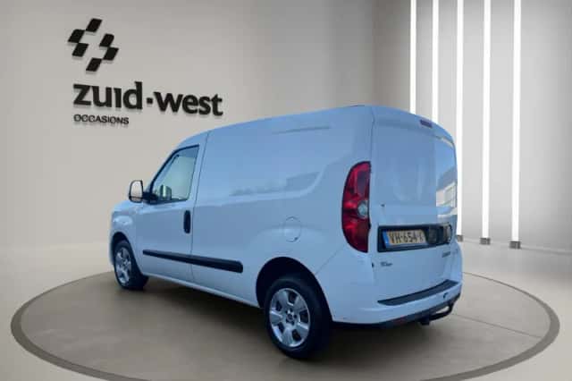 Fiat Doblo (2014) thumbnail 6