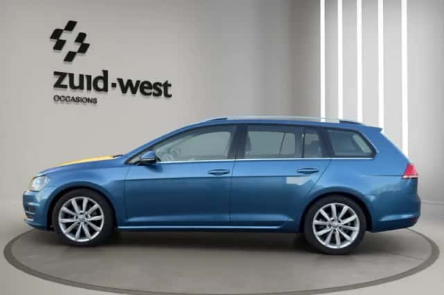 Volkswagen Golf (2014) thumbnail 4