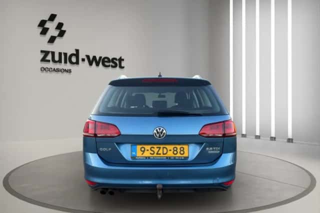 Volkswagen Golf (2014) thumbnail 5