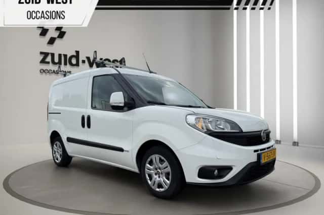 Fiat Doblo (2017) thumbnail 1