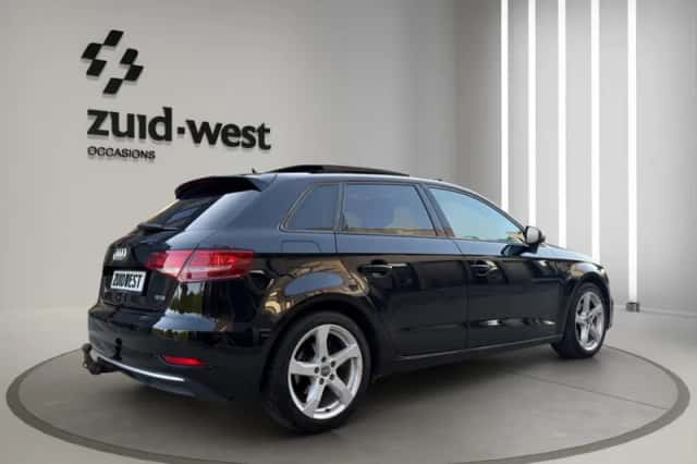 Audi A3 (2017) thumbnail 4