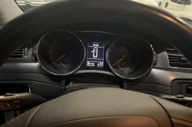 Škoda Superb (2012) thumbnail 5