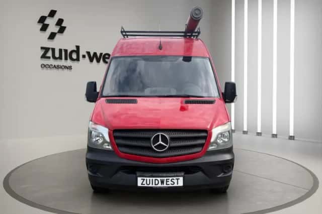 Mercedes-Benz Sprinter (2016) thumbnail 2