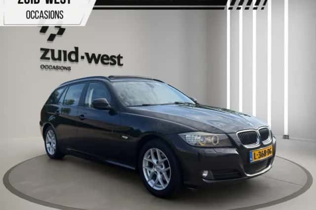 BMW 3-Serie (2010) thumbnail 1