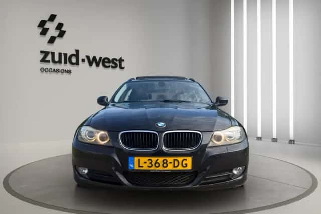 BMW 3-Serie (2010) thumbnail 2