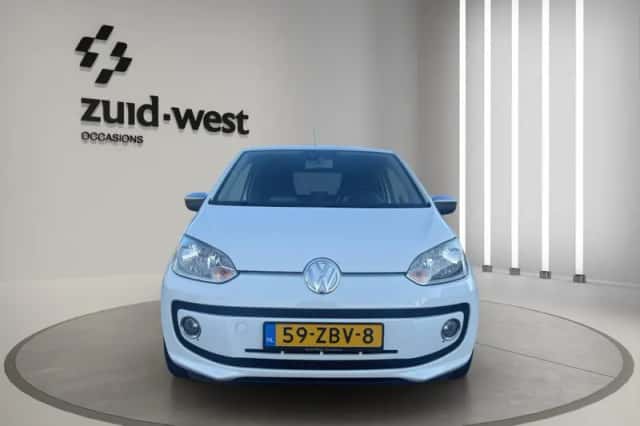 Volkswagen Up (2012) thumbnail 2