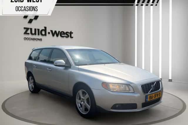 Volvo V70 (2009) thumbnail 1