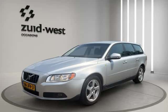 Volvo V70 (2009) thumbnail 3
