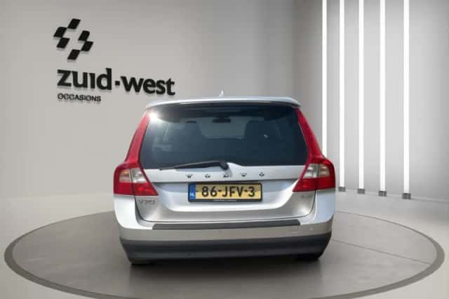 Volvo V70 (2009) thumbnail 6