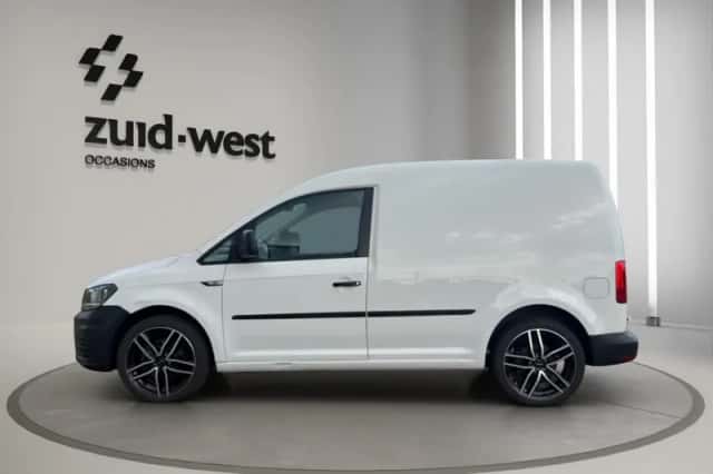 Volkswagen Caddy (2016) thumbnail 4