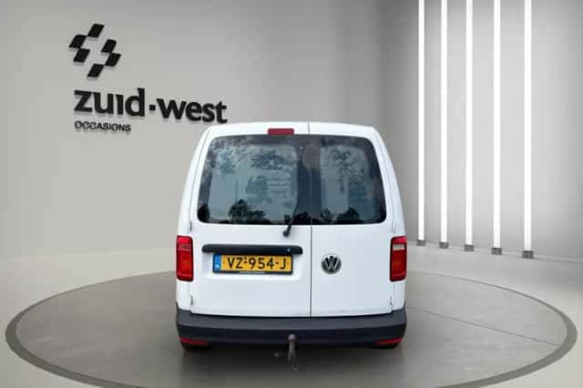 Volkswagen Caddy (2016) thumbnail 6