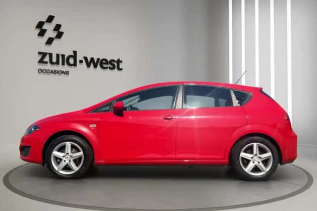 SEAT Leon (2012) thumbnail 6