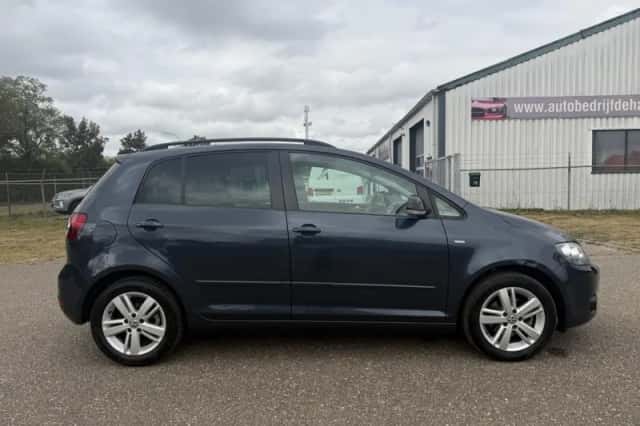 Volkswagen Golf (2013) thumbnail 5