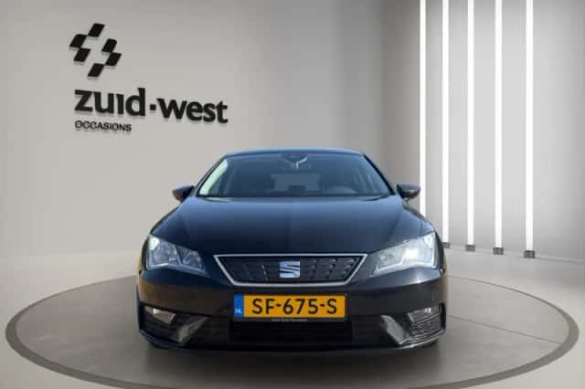 SEAT Leon (2018) thumbnail 2