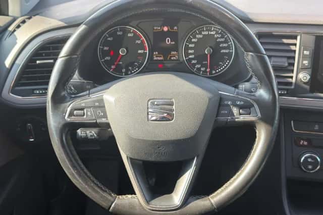 SEAT Leon (2018) thumbnail 5
