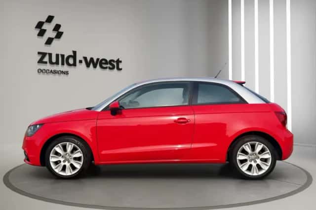 Audi A1 (2011) thumbnail 4