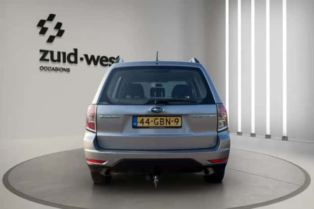 Subaru Forester (2008) thumbnail 6
