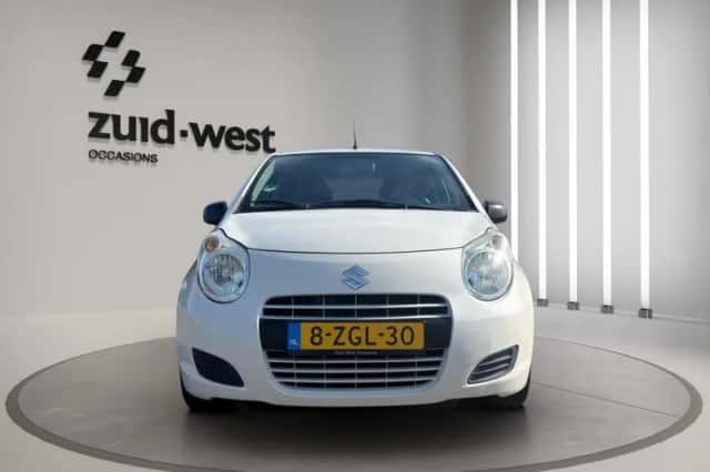 Suzuki Alto (2015) thumbnail 3
