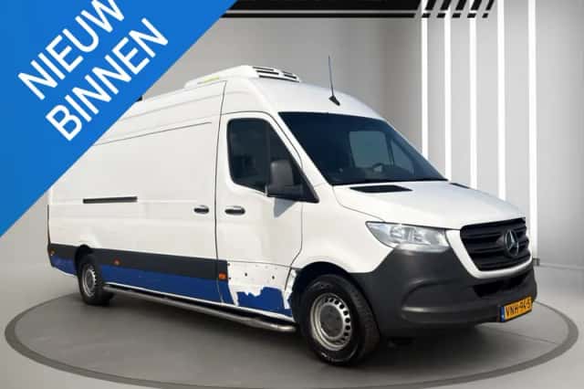 Mercedes-Benz Sprinter (2021) thumbnail 1