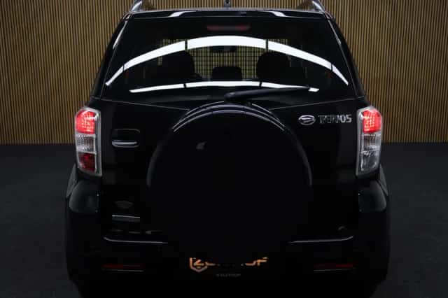 Daihatsu Terios (2010) thumbnail 6