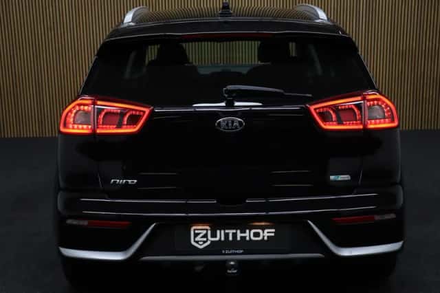 Kia Niro (2017) thumbnail 5