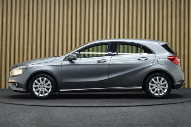 Mercedes-Benz A-Klasse (2012) thumbnail 3