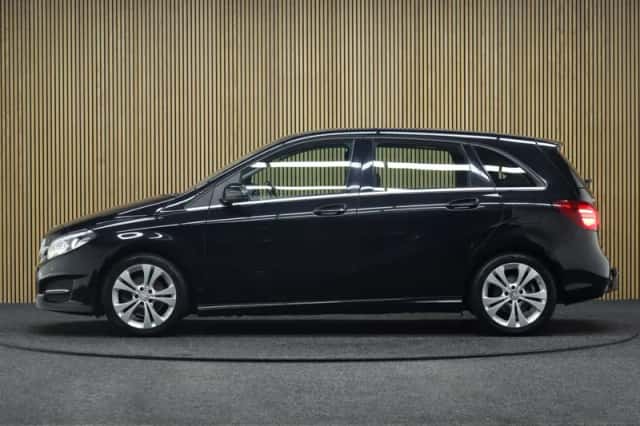 Mercedes-Benz B-Klasse (2015) thumbnail 3
