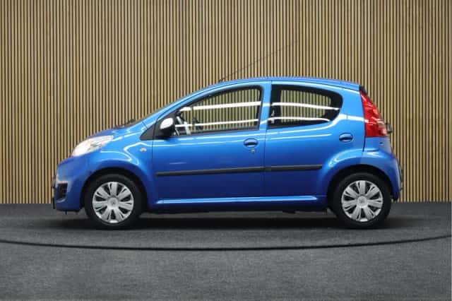 Peugeot 107 (2011) thumbnail 3
