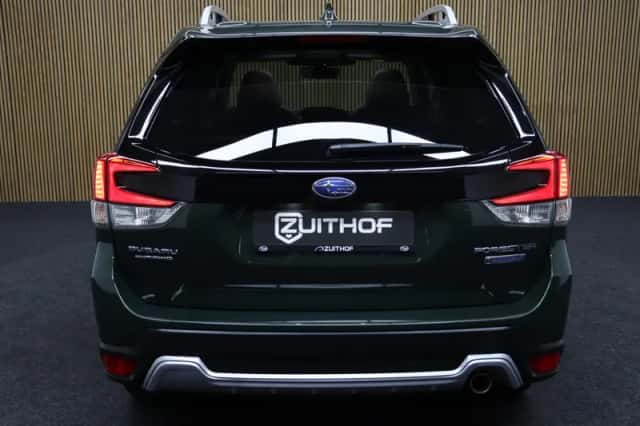Subaru Forester (2022) thumbnail 6