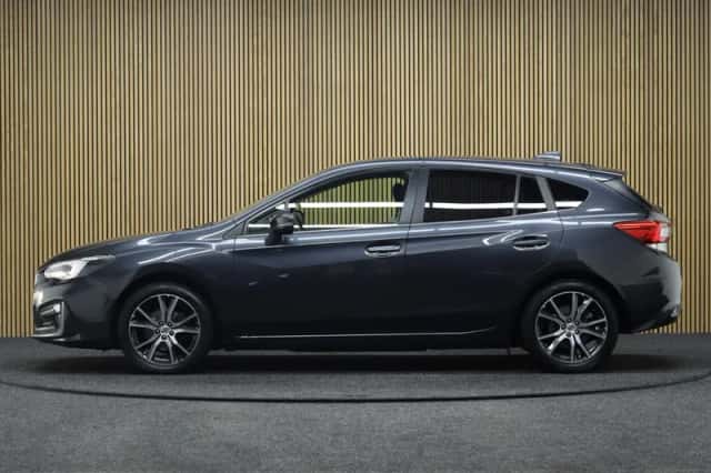 Subaru Impreza (2017) thumbnail 3
