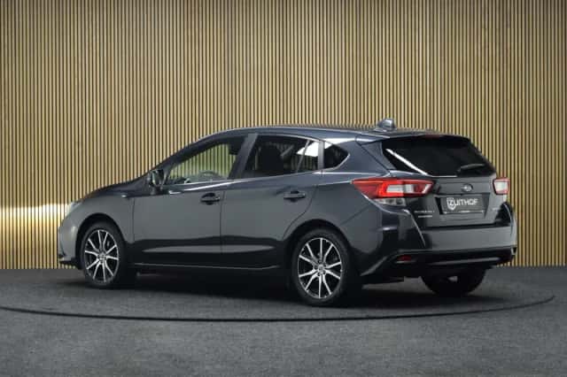 Subaru Impreza (2017) thumbnail 4
