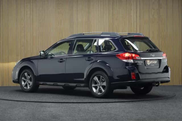 Subaru Outback (2014) thumbnail 4
